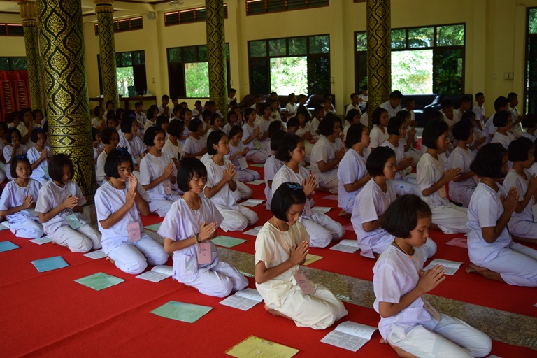 โครงการอบรมปฏิบัติธรรมสำหรับเยาวชน