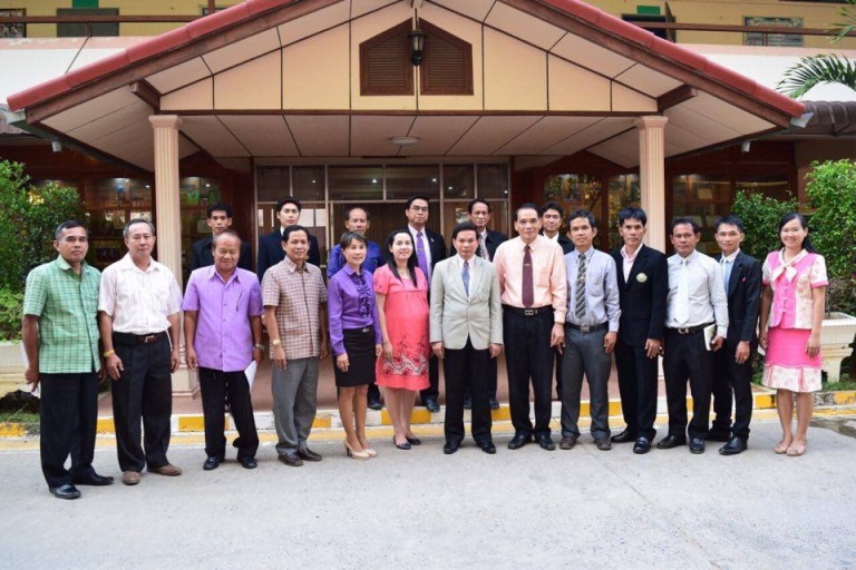 ผอ.สพป.ขอนแก่น เขต 5 ตรวจเยี่ยมศูนย์เครือข่ายโรงเรียนภูเวียง