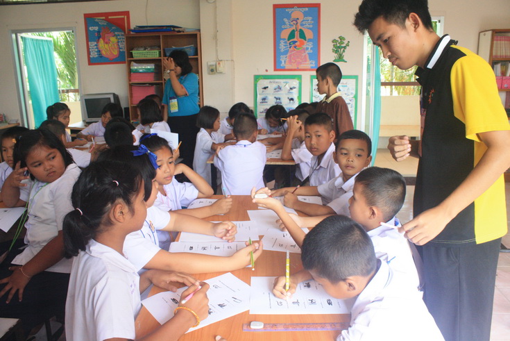 กิจกรรมค่าย Thai Fun Camp 2013