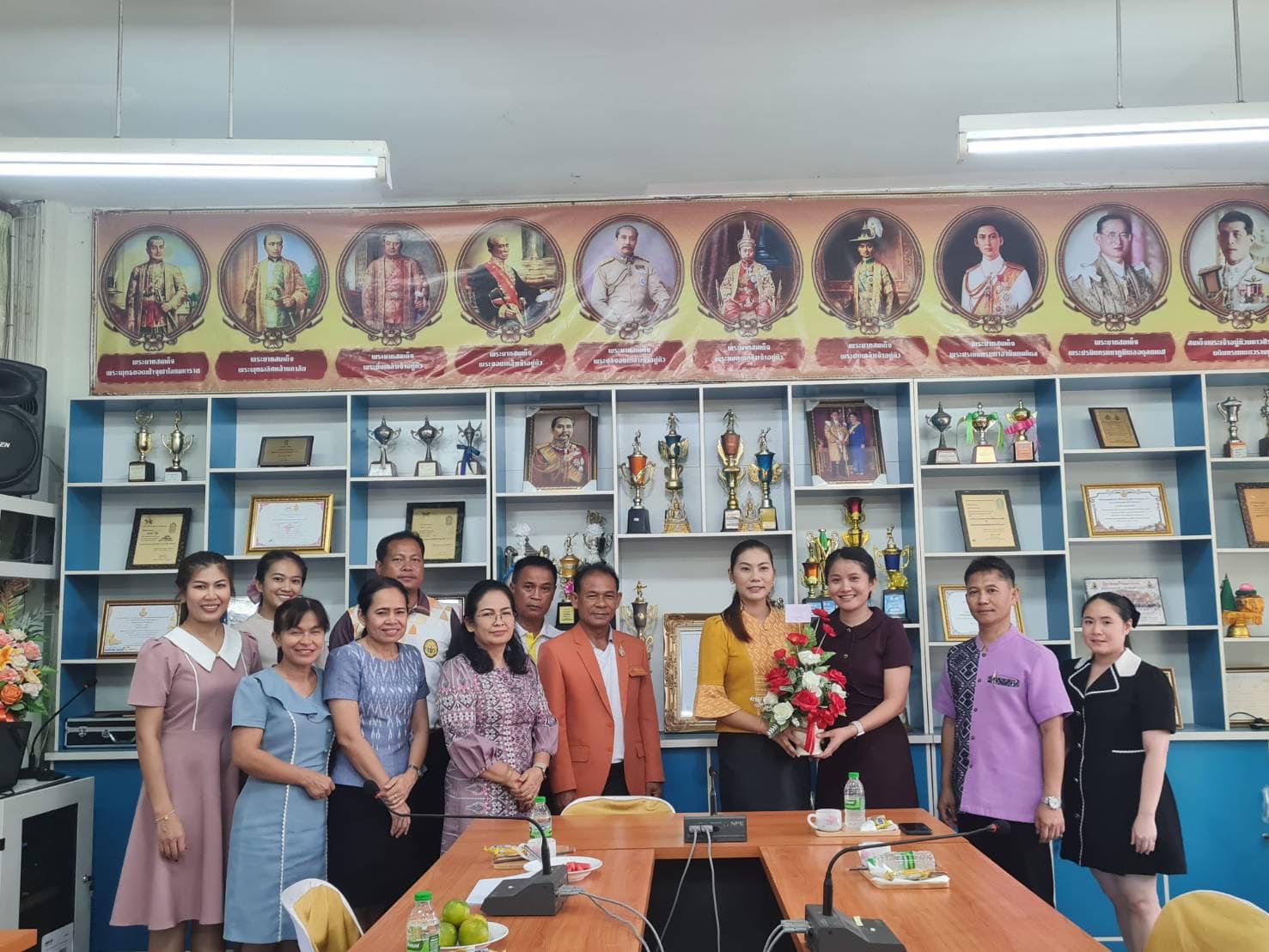 ส่งคุณครูพัชรี ราชแสง ย้ายไปปฏิบัติงาน