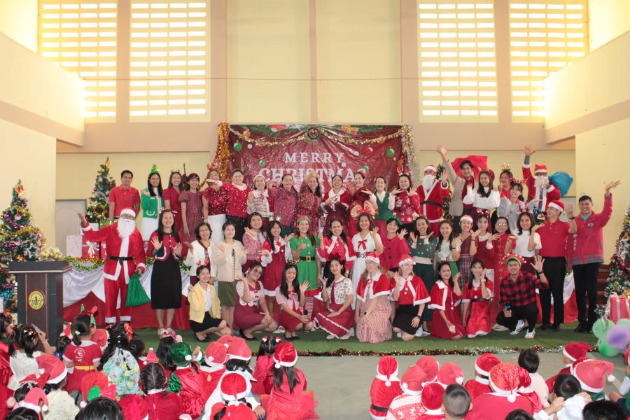 Merry Christmas & Happy New Year 2025