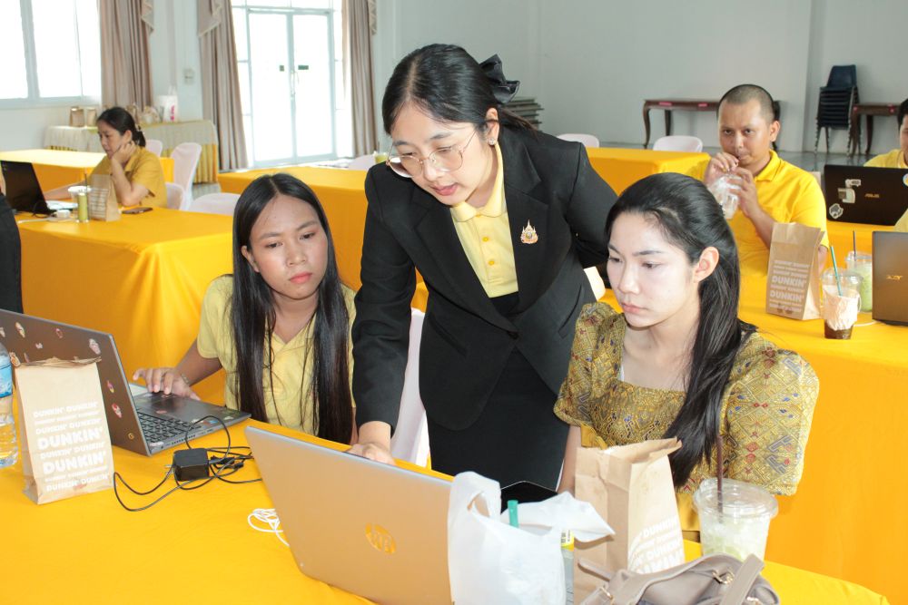 อบรมเชิงปฏิบัติการ การใช้ปัญญาประดิษฐ์ Google AI Essentials