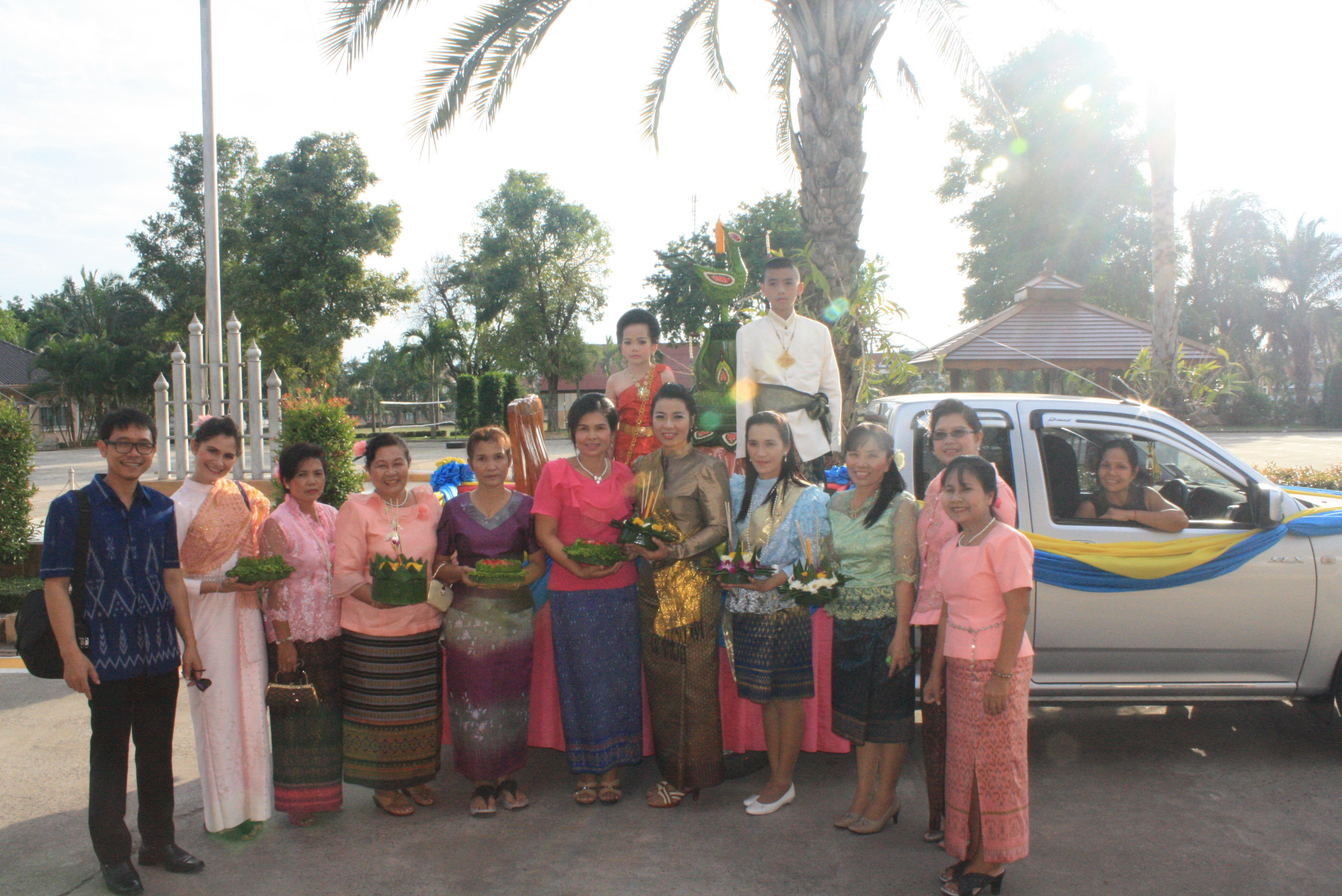 โรงเรียนบ้านนาก้านเหลือง ร่วมประเพณีวันลอยกระทง