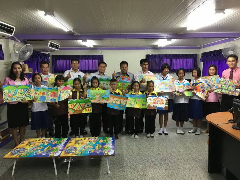 โยธาธิการและผังเมือง ตรวจเยี่ยมห้องสมุดเฉลิมพระเกีบรติฯ