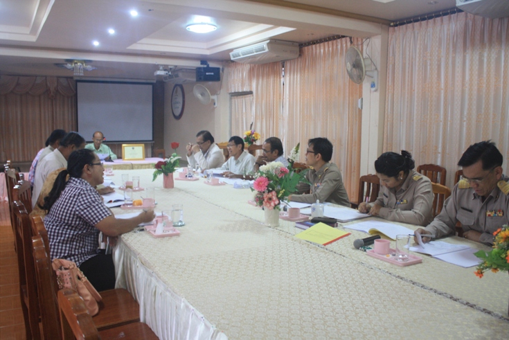 ประชุมคณะกรรมการสถานศึกษาขั้นพื้นฐาน ครั้งที่ 4/2556 