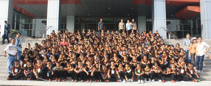 ศึกษาดูงานมหกรรมวิทยาศาสตร์และเทคโนโลยีแห่งชาติ ประจำปี 2555