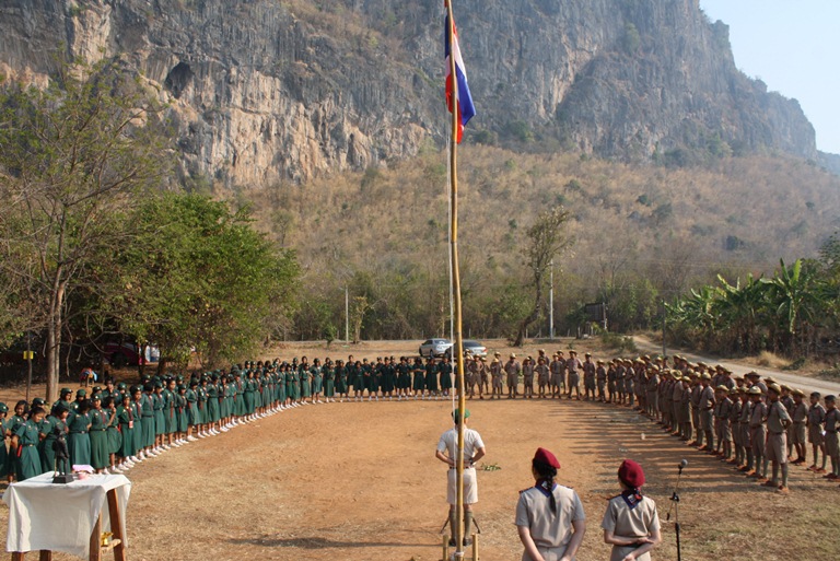 ค่ายพักแรมลูกเสือ เนตรนารี ปีการศึกษา 2557